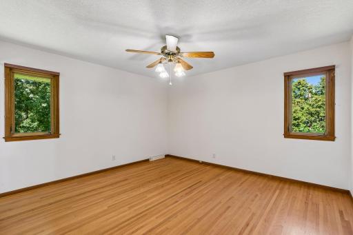 14211 Lennell Drive, Minnetonka, MN 55345