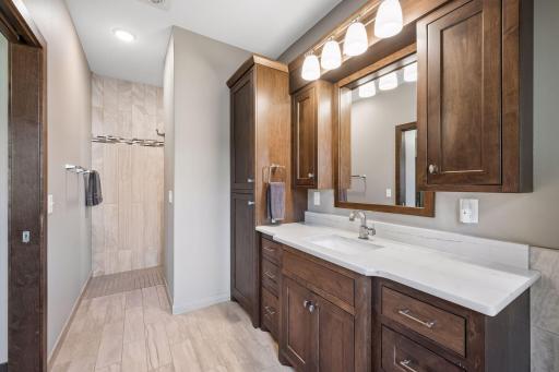 7633 117th Street NW, Annandale, MN 55302