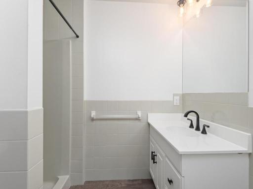 11826 Larabee Circle NE, Albertville, MN 55301