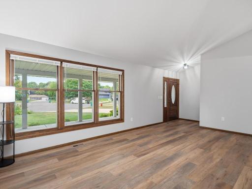 11826 Larabee Circle NE, Albertville, MN 55301