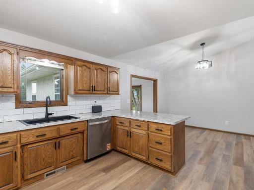 11826 Larabee Circle NE, Albertville, MN 55301