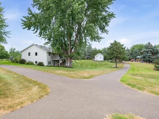 11826 Larabee Circle NE, Albertville, MN 55301