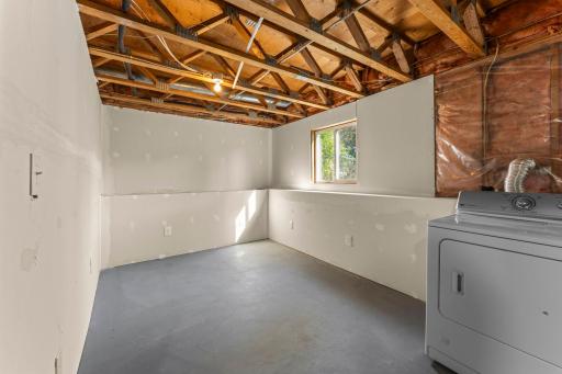 Flexible space next to the laundry area