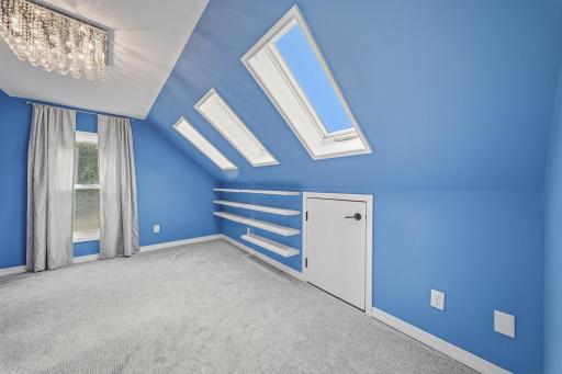 Built in shelving & Cubby