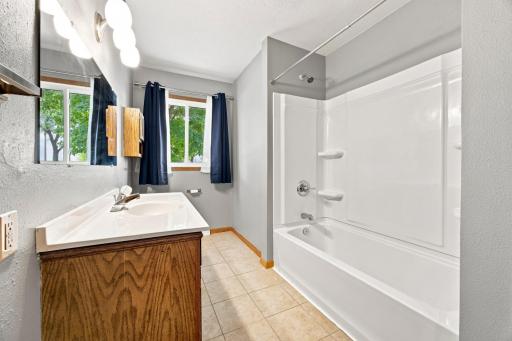 2101 20th Street S, Moorhead, MN 56560
