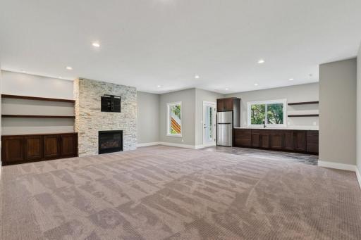 2098 Hagen Lane SW, Rochester, MN 55902