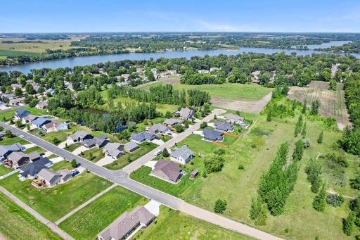 820 Willow Drive, Hutchinson, MN 55350