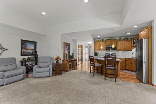 820 Willow Drive, Hutchinson, MN 55350