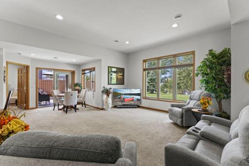 820 Willow Drive, Hutchinson, MN 55350