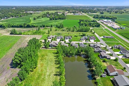 820 Willow Drive, Hutchinson, MN 55350