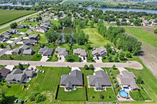 820 Willow Drive, Hutchinson, MN 55350