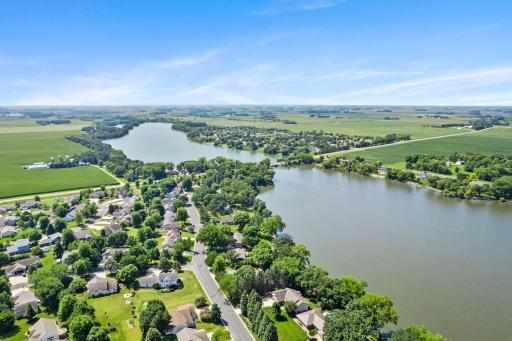 820 Willow Drive, Hutchinson, MN 55350