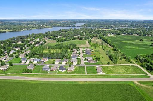 820 Willow Drive, Hutchinson, MN 55350