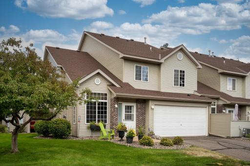Photo for 2441 Oakridge Circle, Hudson, WI 54016 - listing #7131655 2441 Oakridge Circle, Hudson, WI 54016