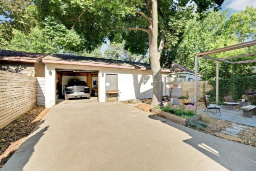 8710Photography-Web-Friendly-4730-38th-Avenue-South-Minneapolis-MN-55406-73.jpg