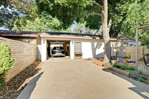 8710Photography-Web-Friendly-4730-38th-Avenue-South-Minneapolis-MN-55406-72.jpg