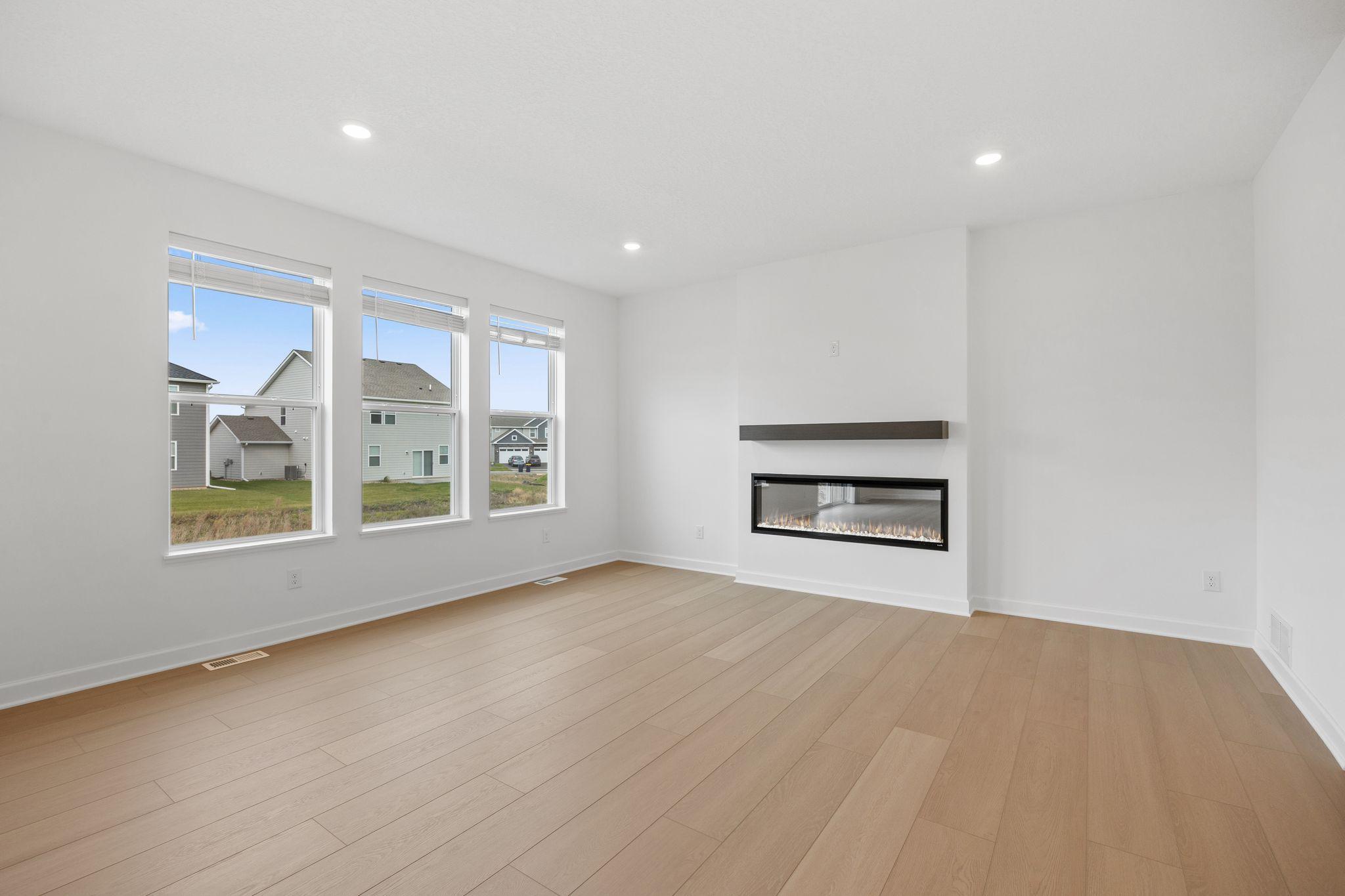 (Photo of an inventory home, actual homes finishes will vary)