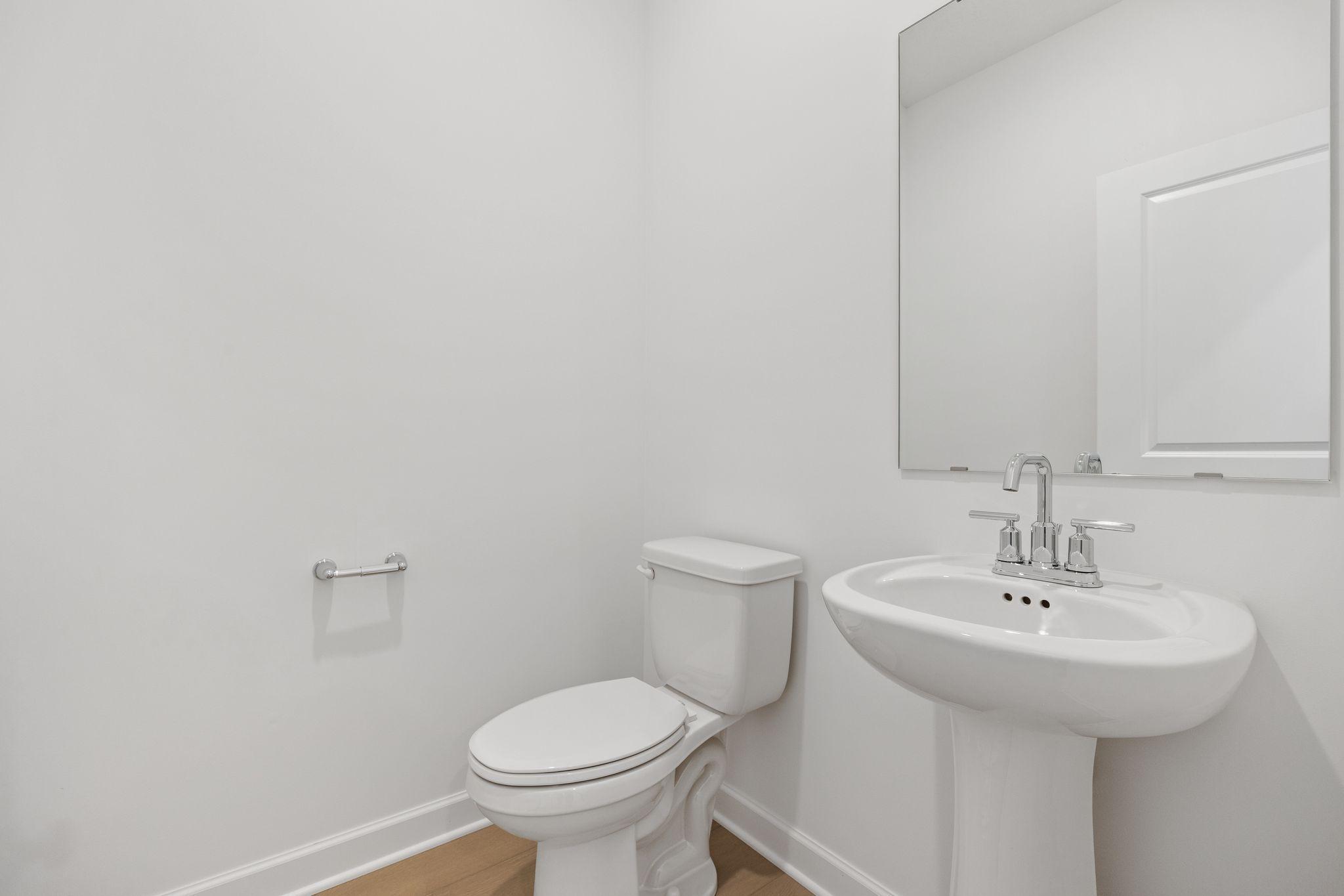 (Photo of an inventory home, actual homes finishes will vary)