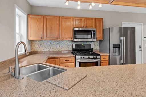 818 24th Avenue NE, Minneapolis, MN 55418