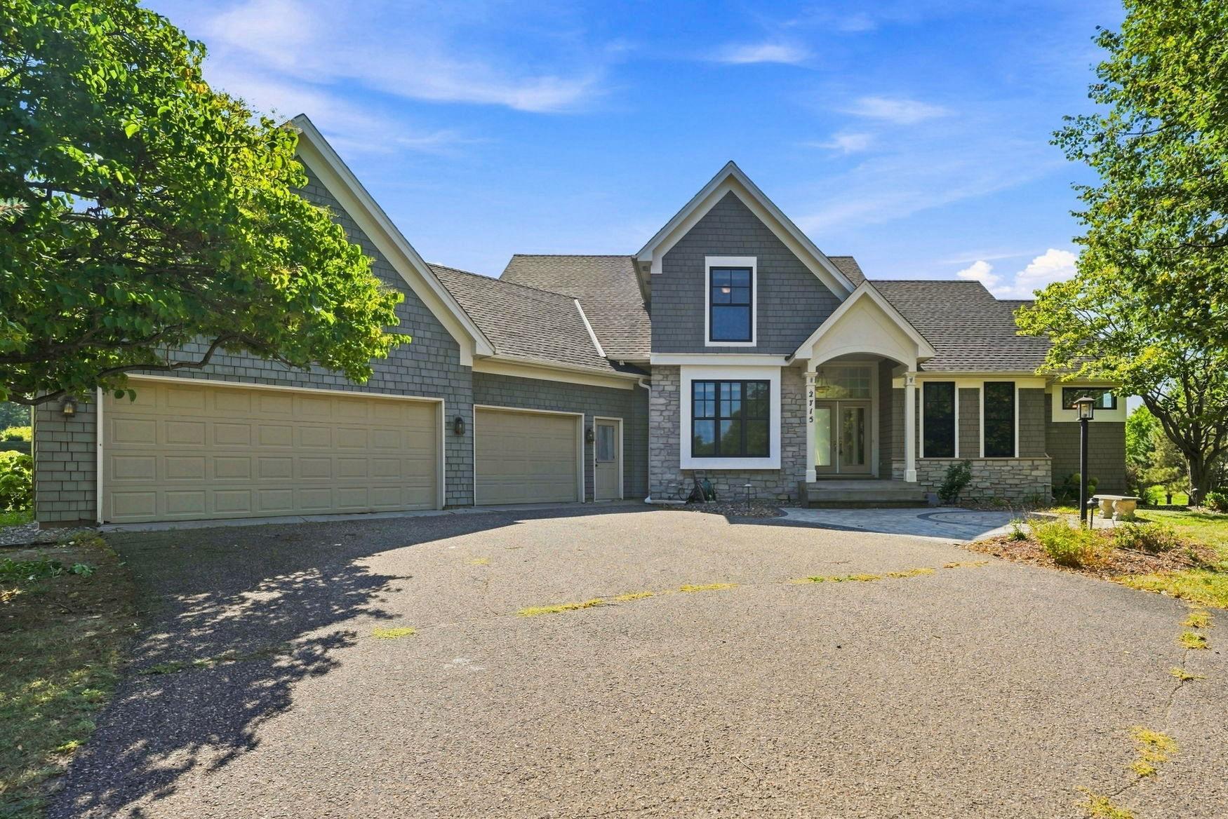 Property photo for 2715 Edgewater Bay, Woodbury, MN 55125