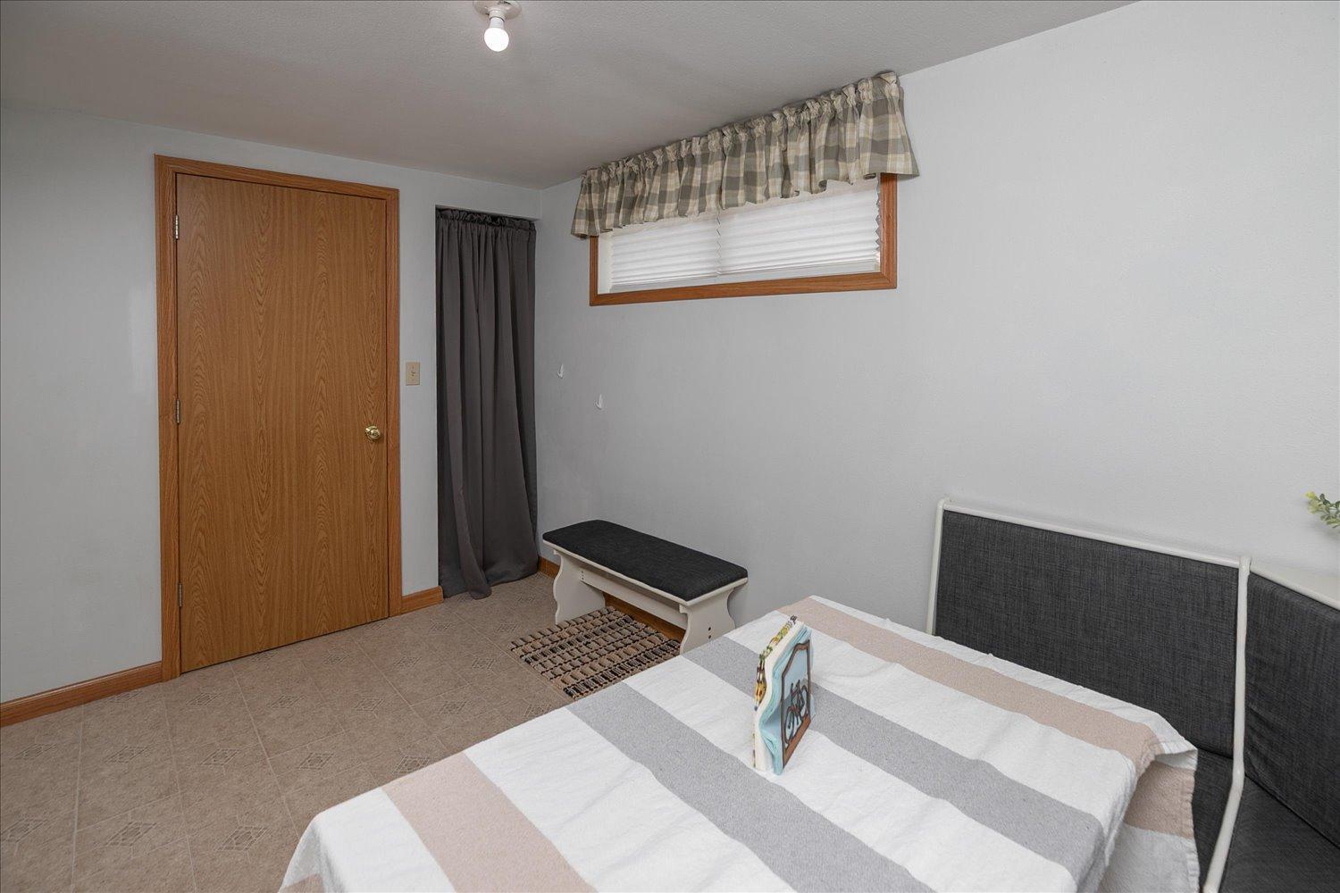 24-24-Dining Room.jpg