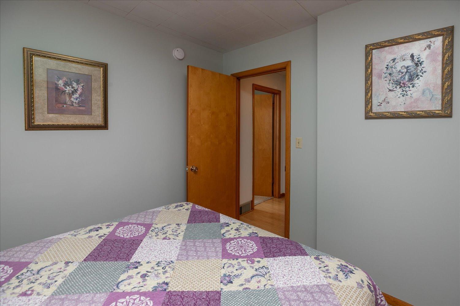 22-22-Bedroom.jpg