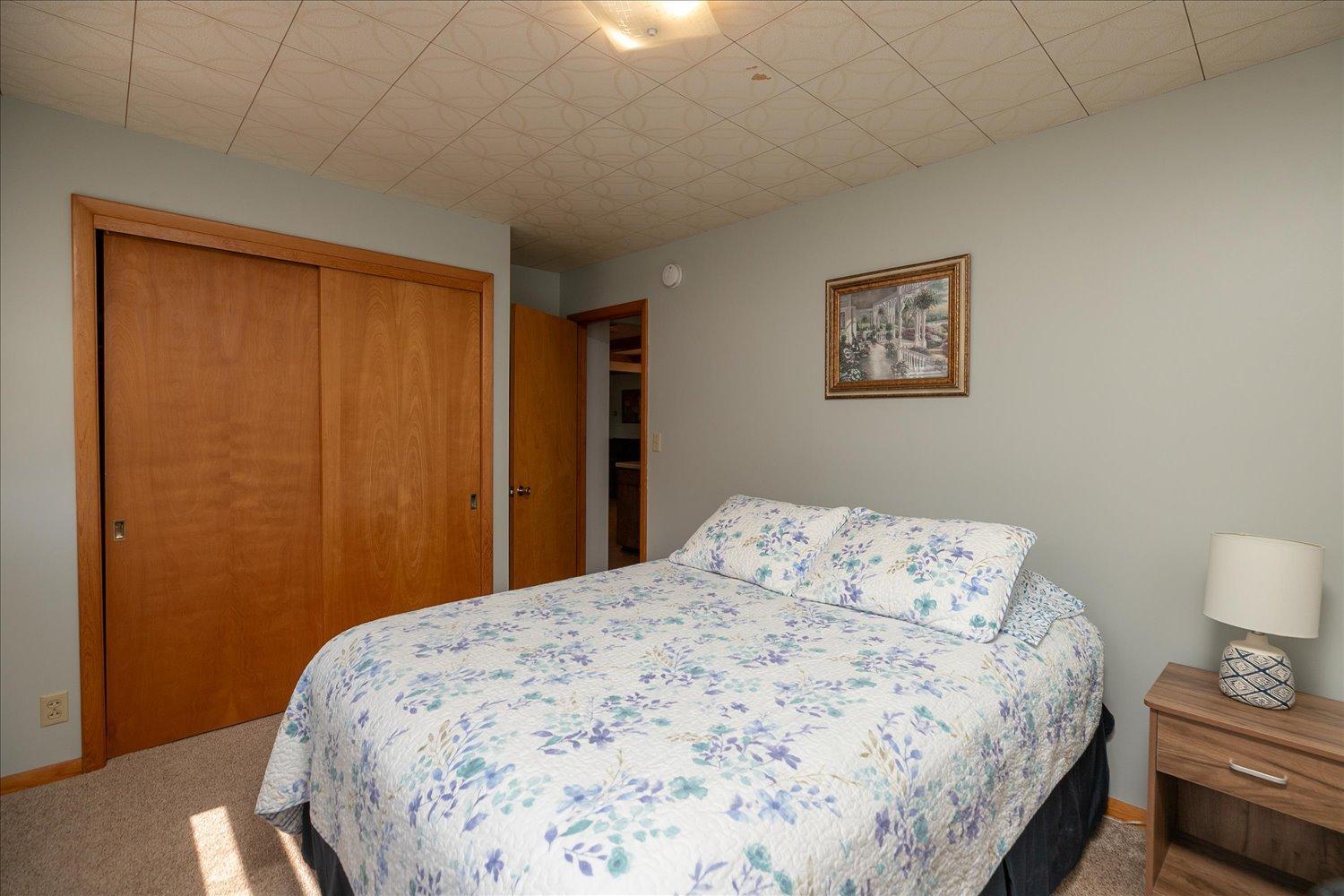 20-20-Bedroom.jpg