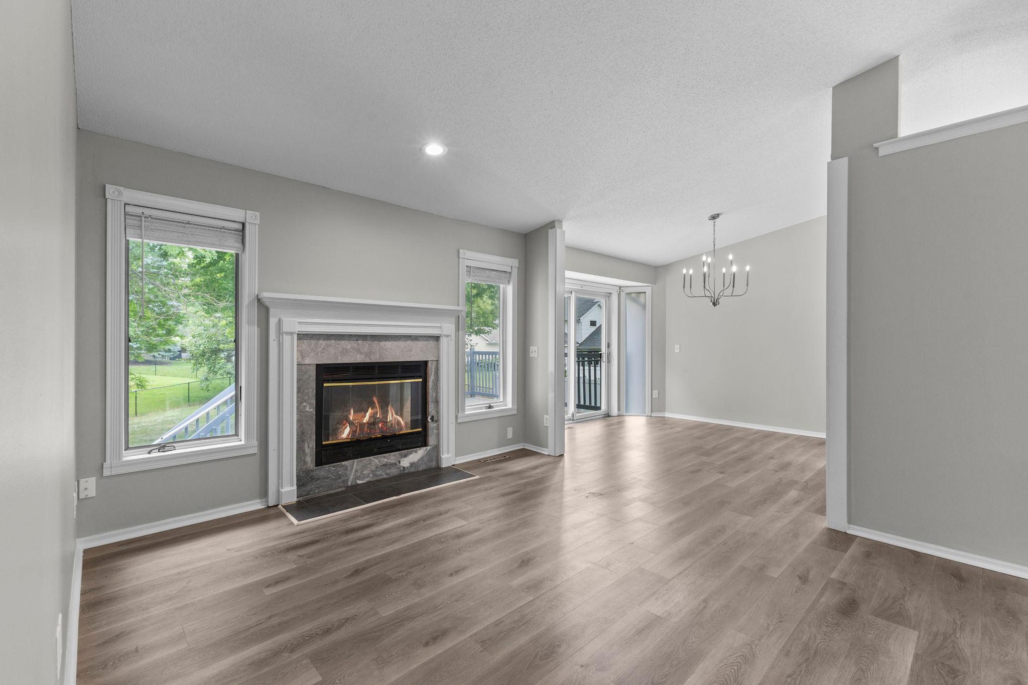 18-web-or-mls-4840 Evergreen Ln N-89.jpg