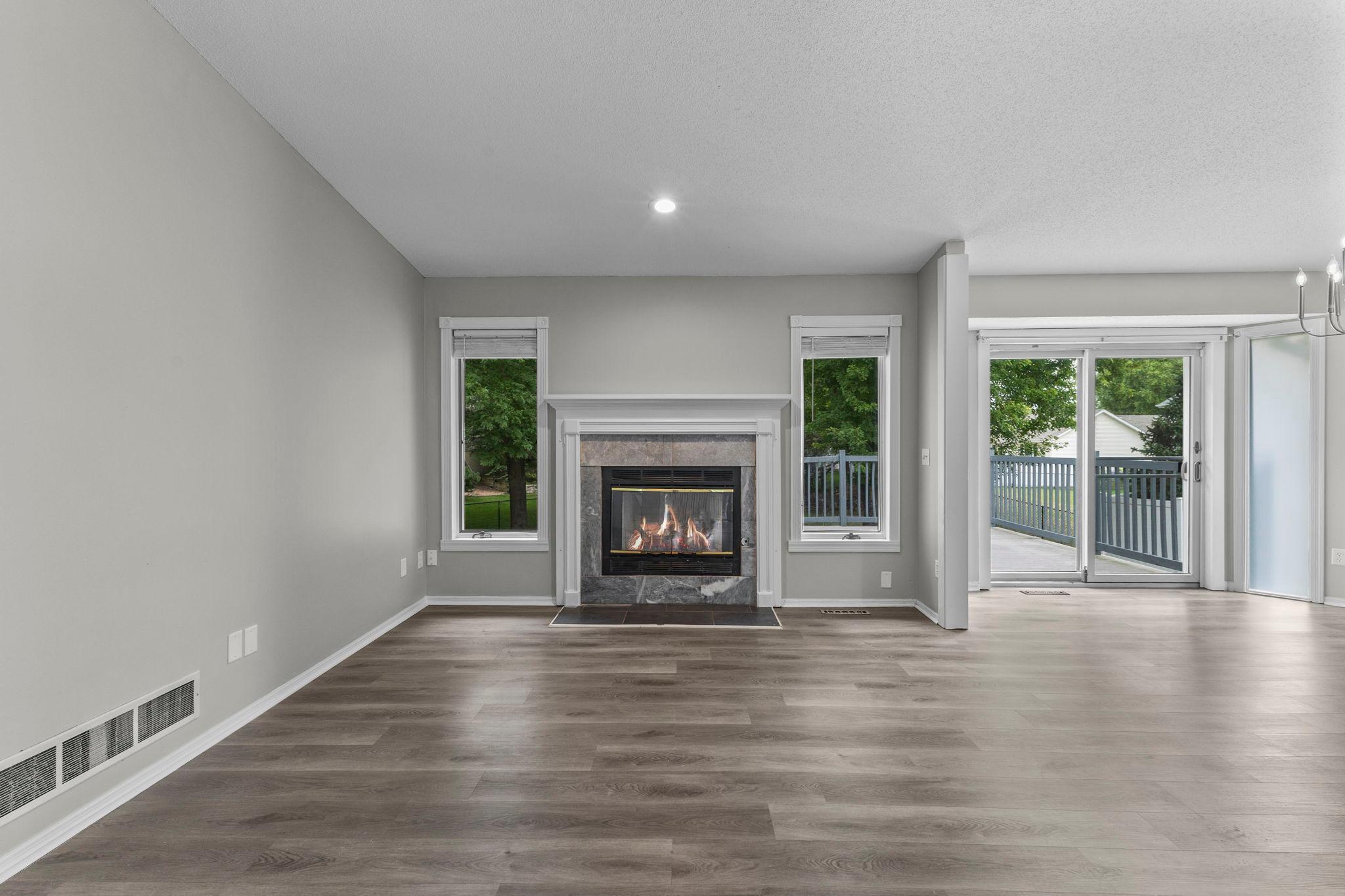 19-web-or-mls-4840 Evergreen Ln N-94.jpg