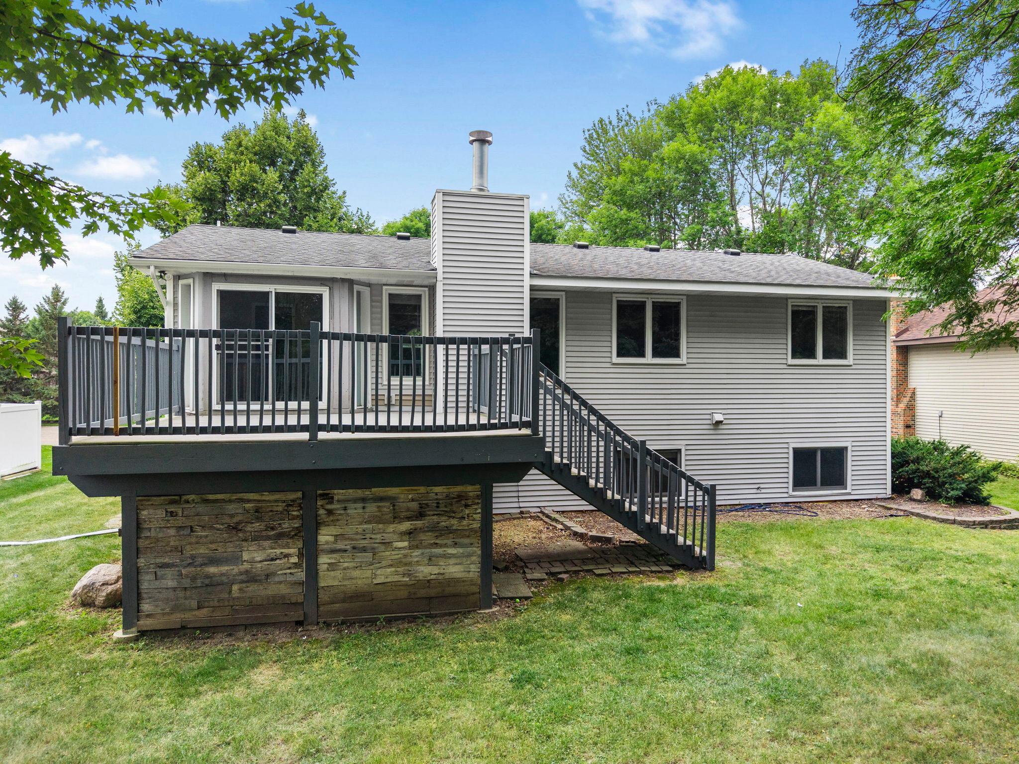 74-web-or-mls-4840 Evergreen Ln N-364.jpg