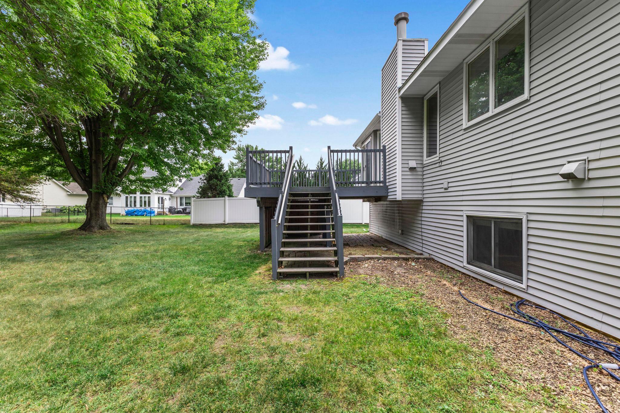 71-web-or-mls-4840 Evergreen Ln N-54.jpg