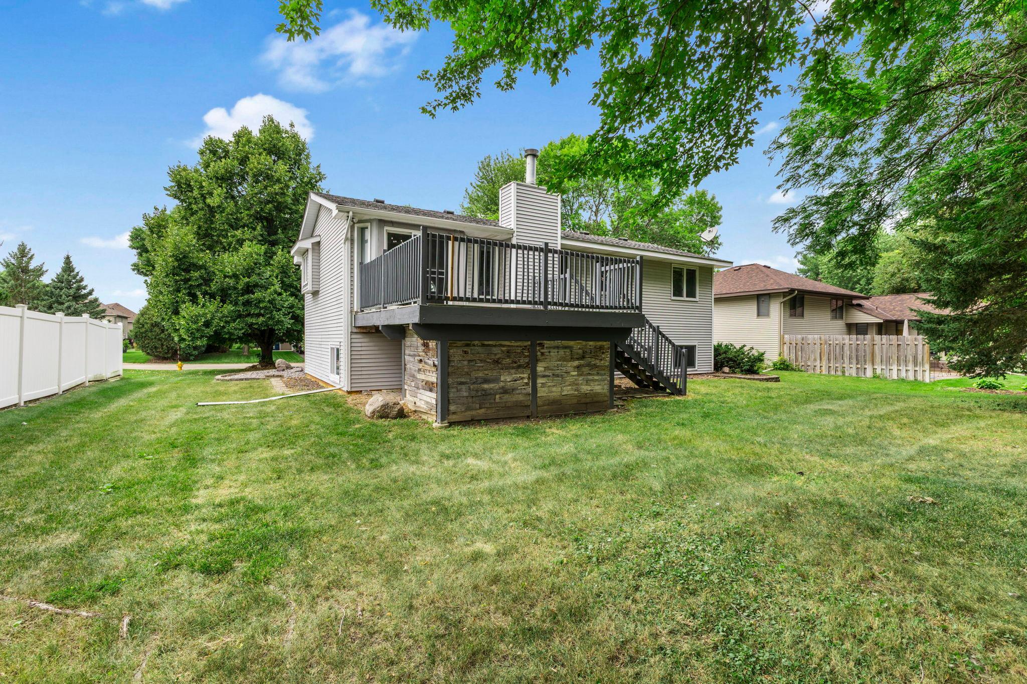 69-web-or-mls-4840 Evergreen Ln N-44.jpg