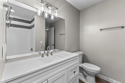 44-web-or-mls-4840 Evergreen Ln N-179.jpg