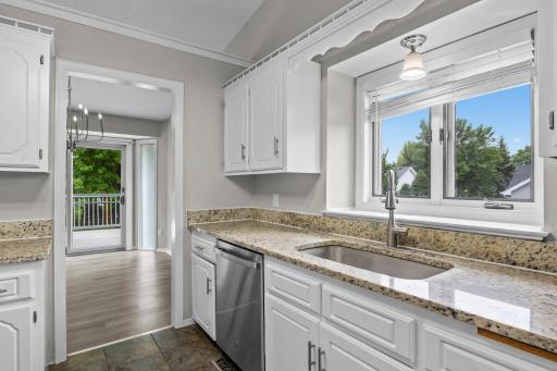 28-web-or-mls-4840 Evergreen Ln N-139.jpg