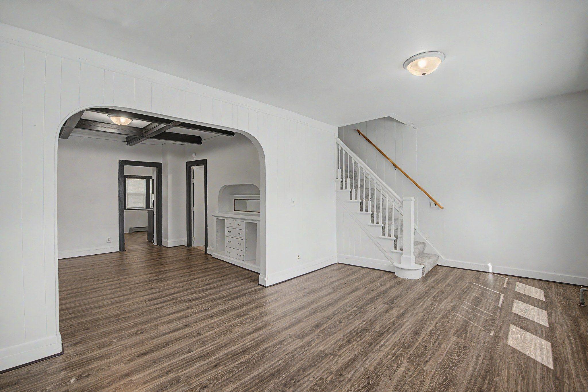 7-web-or-mls-2611_North_Girard_Avenue_07_mls.jpg