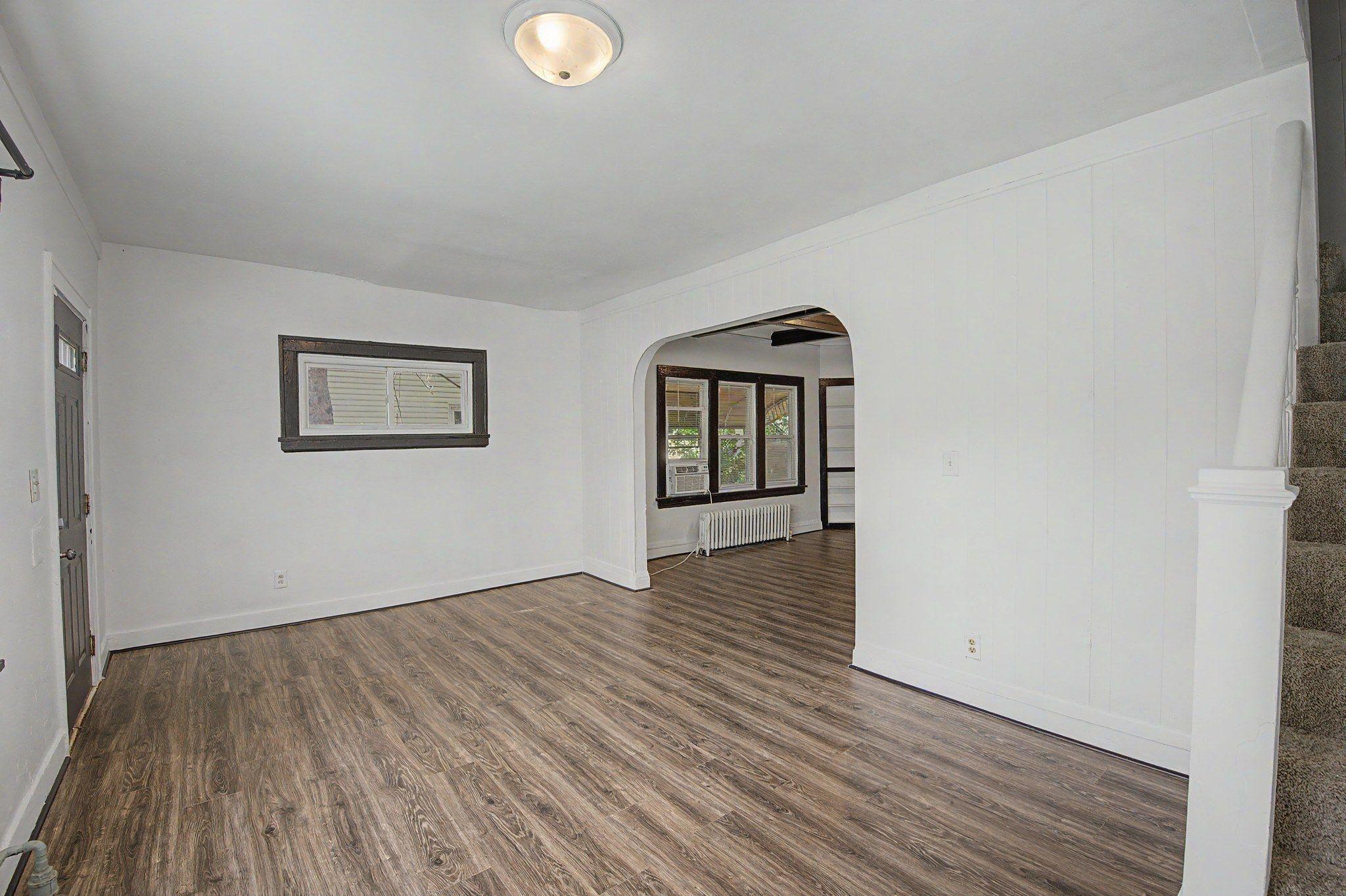 9-web-or-mls-2611_North_Girard_Avenue_09_mls.jpg