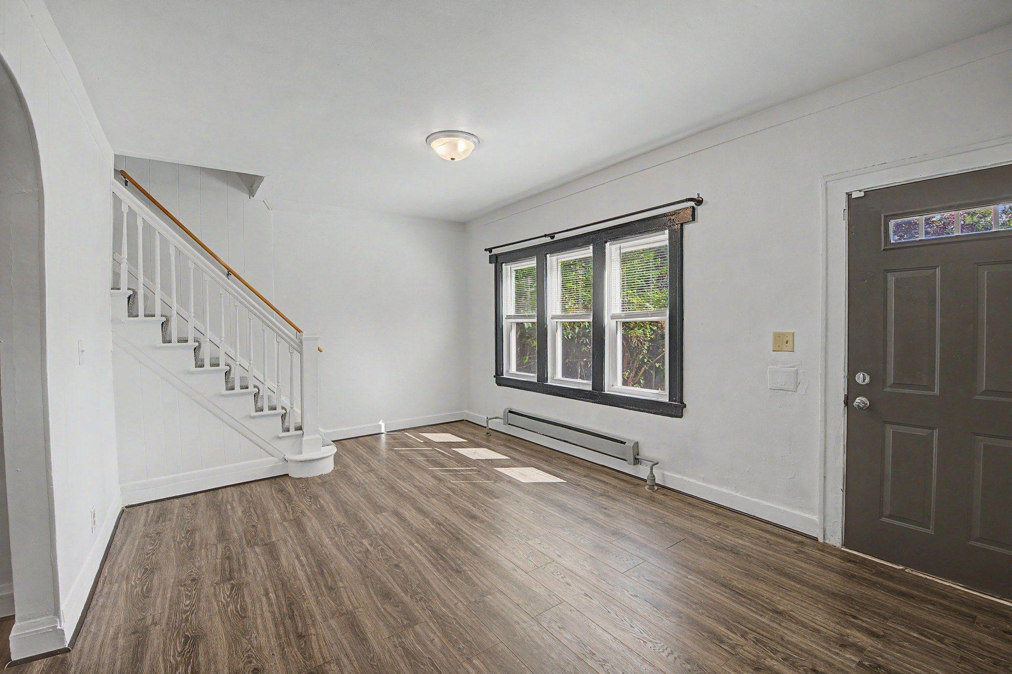 8-web-or-mls-2611_North_Girard_Avenue_08_mls.jpg