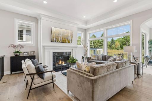 87 Spring Farm Road, North Oaks, MN 55127