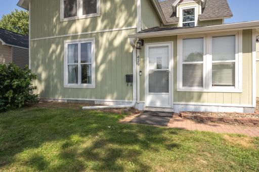 419 N 1st Street, New Richmond, WI 54017