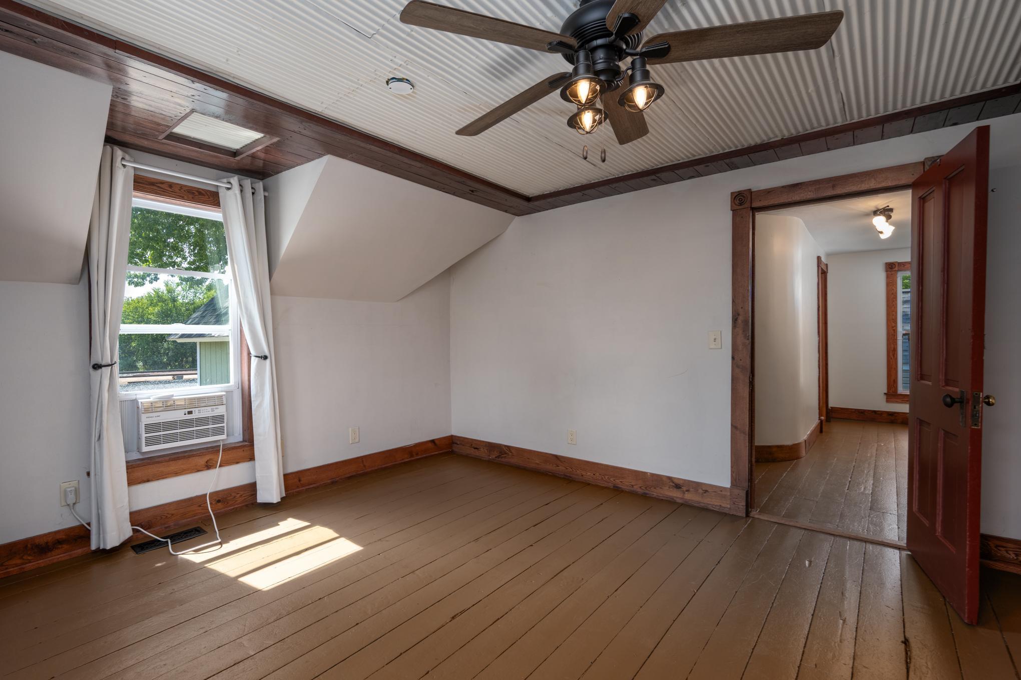 JML_2926-HDR-Edit.jpg