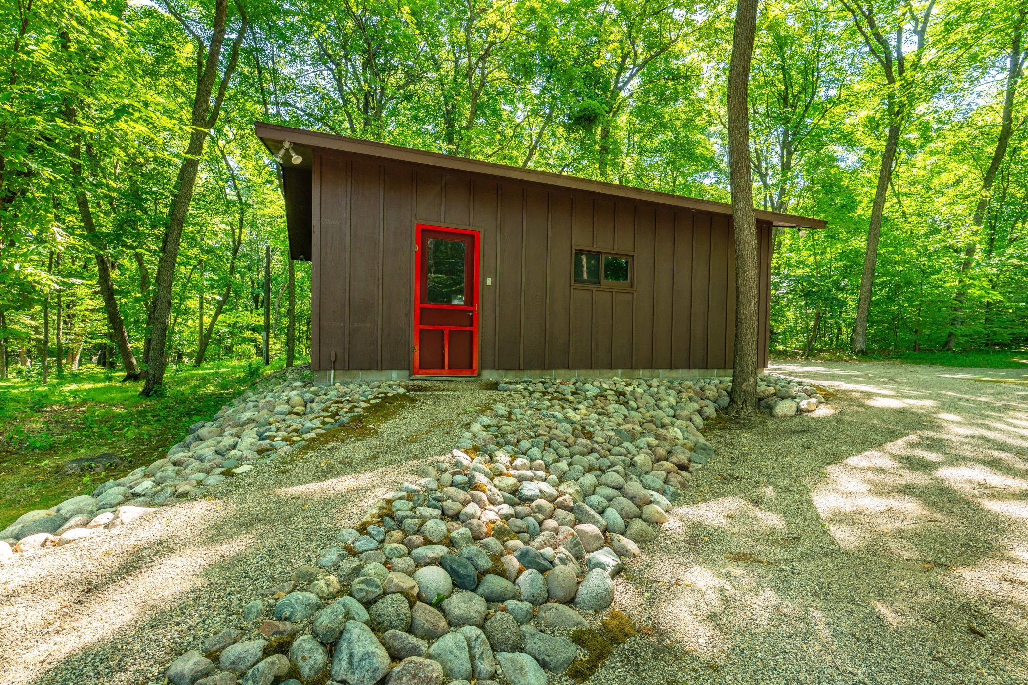 Adorable garage entrance