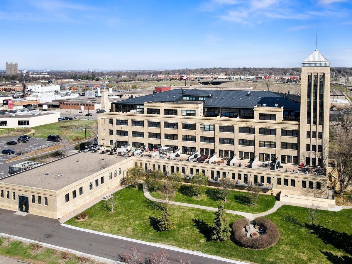 Aerial view facing west