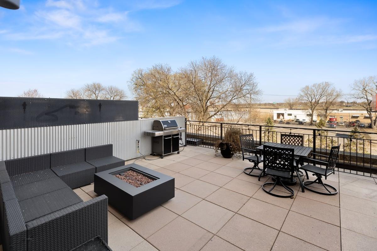 Terrace 20'x19'