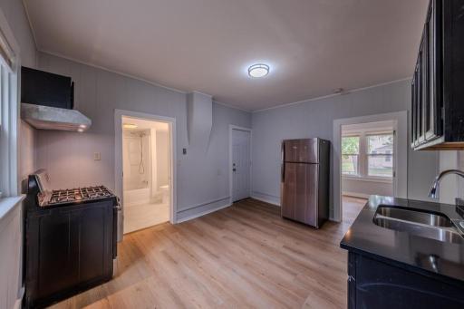 2400 Emerson Avenue N, Minneapolis, MN 55411