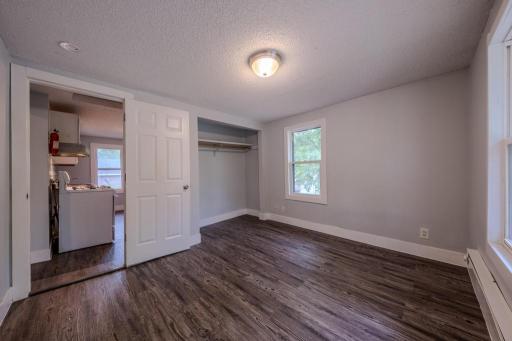 2400 Emerson Avenue N, Minneapolis, MN 55411