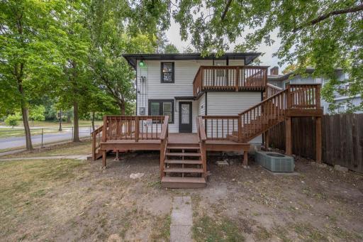 2400 Emerson Avenue N, Minneapolis, MN 55411
