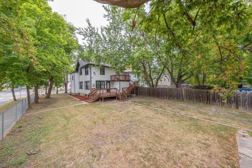 2400 Emerson Avenue N, Minneapolis, MN 55411