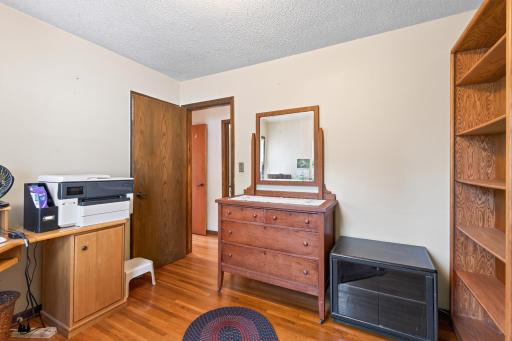 606 1st Avenue NE, Osseo, MN 55369