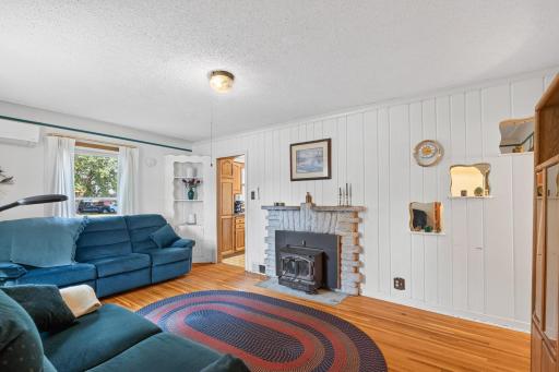 Original Hardwood Flooring, Built-ins and Wood Stove Fireplace! !