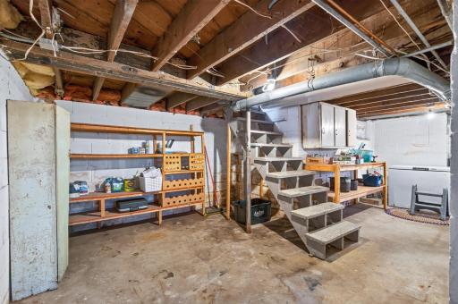 606 1st Avenue NE, Osseo, MN 55369